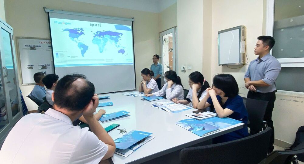 Phacogen cập nhật giải pháp xét nghiệm gen eColon và Genexus tại Bệnh viện Đa khoa Xanh Pôn