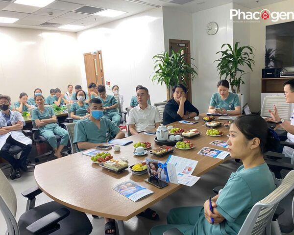 Phacogen cập nhật giải pháp sàng lọc ung thư đại trực tràng không xâm lấn tại Bệnh viện Xanh Pôn