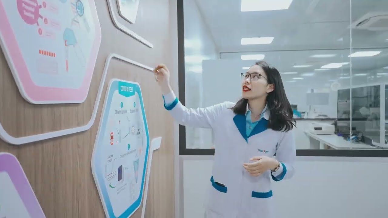 Labtour trong khuôn khổ sự kiện Khai trương Viện Công nghệ Phacogen